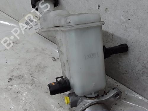 Used Brake master cylinder KIA SPORTAGE III (SL) 1.7 CRDi (116 hp) 16953522