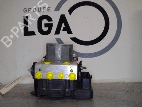 Used ABS pump ABS pump RENAULT TWINGO III (BCM_, BCA_) 0.9 TCe 90 (BCM9, BCM2) (90 hp) 13866613 13866613