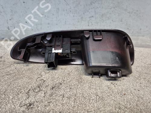 Left rear window switch NISSAN JUKE (F15) 1.2 DIG-T | BP24576097I29 