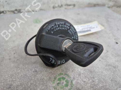 Używane Korek wlewu paliwa FIAT DOBLO Cargo (263_) [2010-2025]  27856515