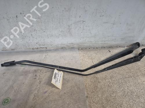 Used Front windshield wiper arm RENAULT SCÉNIC III (JZ0/1_) 1.6 dCi (JZ00, JZ12) (130 hp) 27621955