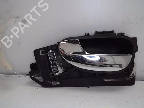 Used Front left interior door handle PEUGEOT 307 (3A/C) 2.0 HDi 90 (90 hp) 13827456
