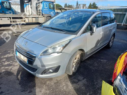 Used Parts PEUGEOT 5008 (0U_, 0E_)  1.6 HDi  4931573