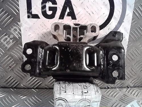 Used Engine mount VW POLO VI (AW1, BZ1, AE1) 1.6 TDI (80 hp) 14559570