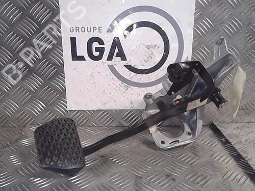 Used Break pedal BMW X3 (E83) 3.0 d (218 hp) 14554708