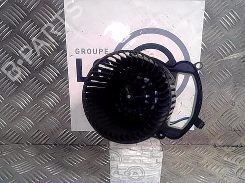 Ventilator motor RENAULT MEGANE IV Hatchback (B9A/M/N_) [2015-2025]  14555610