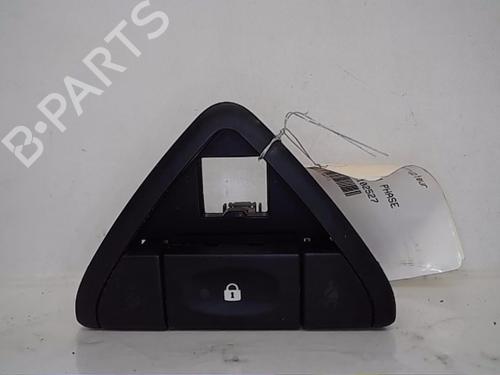 Used Switch RENAULT KOLEOS I (HY_) 2.0 dCi (HY0K) (150 hp) 14522790