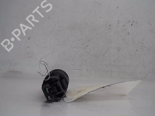 Used Switch RENAULT CAPTUR I (J5_, H5_) 1.5 dCi 90 (J5N4, J5M5, J5MW, J5M6, J5AL, J5AJ) (90 hp) 14566278