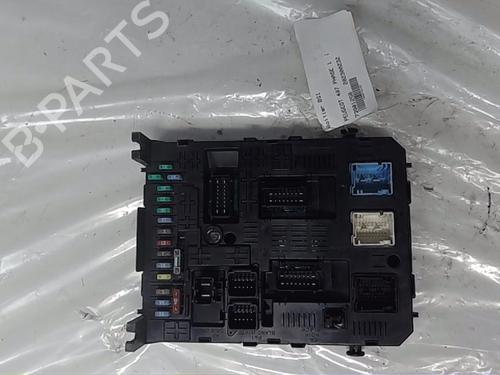 Fuse box PEUGEOT 407 (6D_) 2.2 HDi 170 (6D4HTH) | BP18542978E1 