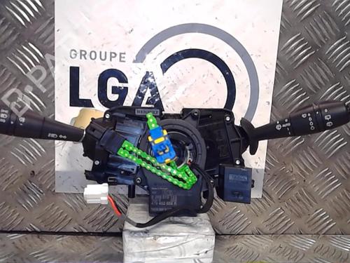 Used Steering column stalk RENAULT TWINGO III (BCM_, BCA_) 0.9 TCe 90 (BCM9, BCM2) (90 hp) 13856114