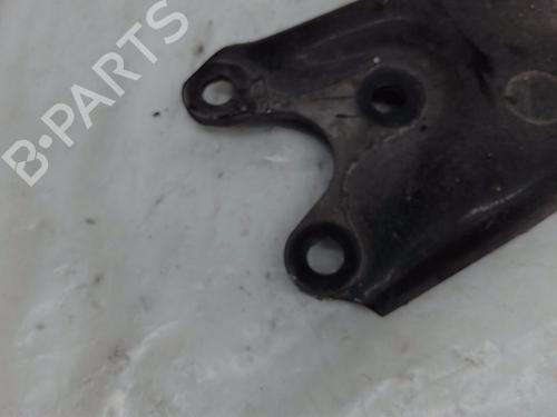 Used Left front suspension arm VW T-ROC (A11, D11) 1.0 TSI (110 hp) 14571754