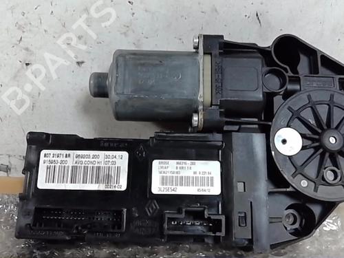 Used Left front window motor Left front window motor RENAULT SCÉNIC III (JZ0/1_) 1.6 dCi (JZ00, JZ12) (130 hp) 19785818 19785818