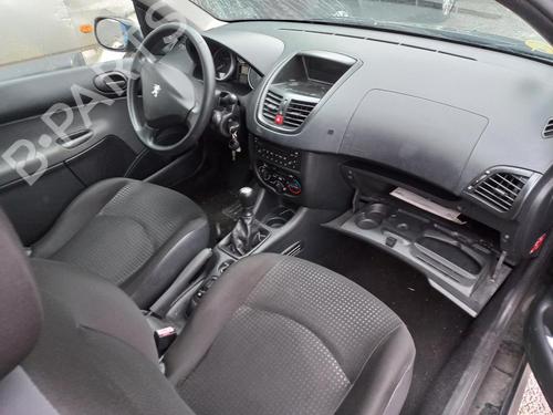 Left mirror PEUGEOT 206+ (2L_, 2M_) 1.4 HDi eco 70 | BP16404800C26