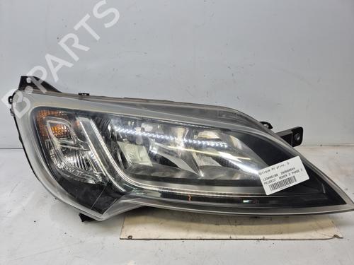 Used Right headlight Right headlight PEUGEOT BOXER Van 2.0 BlueHDi 160 (163 hp) 33210845 33210845