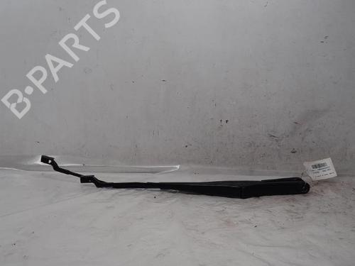 Used Front windshield wiper arm VW GOLF VII (5G1, BQ1, BE1, BE2) 1.6 TDI (115 hp) 16566986