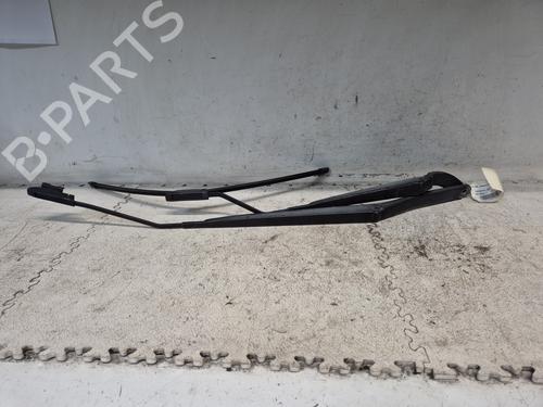 Used Front windshield wiper arm RENAULT CLIO IV (BH_) 1.5 dCi 90 (90 hp) 25300116