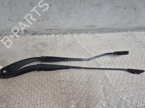 Used Front windshield wiper arm DACIA SANDERO II 1.0 SCe 75 (B8JC, B8JD) (73 hp) 25859418