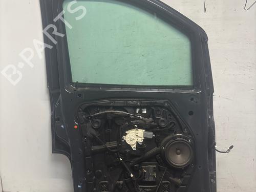 Used Left front door Left front door 39212502 39212502