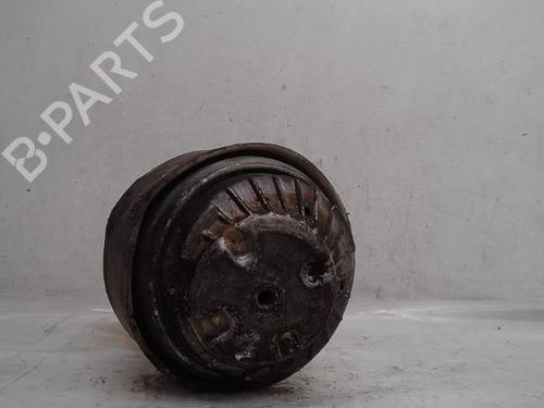 Used Engine mount MERCEDES-BENZ CLK (C209) CLK 500 (209.375) (306 hp) 15394427