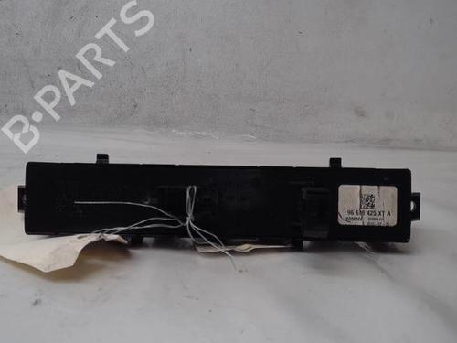 Used Warning switch PEUGEOT 3008 I MPV (0U_) 1.6 HDi (109 hp) 15764542