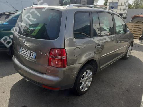 Front windshield wiper arm VW TOURAN (1T1, 1T2)  | BP14564539C143 
