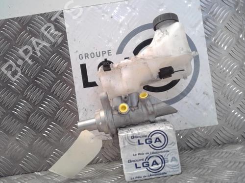 Used Brake master cylinder RENAULT MEGANE IV Grandtour (K9A/M/N_) 1.5 Blue dCi 95 (K9A2) (95 hp) 14521116