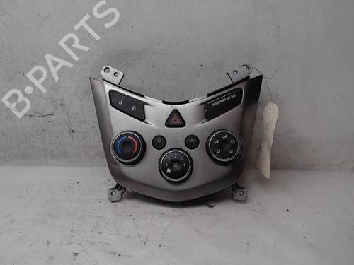Climate control CHEVROLET AVEO Hatchback (T300)  | BP16566336I5 