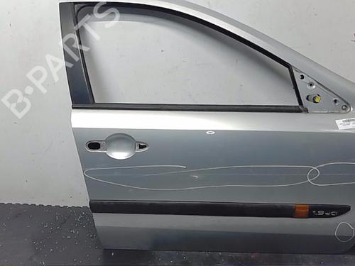 Used Right front door RENAULT LAGUNA II (BG0/1_) 1.9 dCi (BG08, BG0G) (120 hp) 18114184