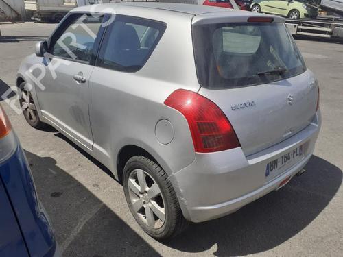 Bouton de warning SUZUKI SWIFT III (MZ, EZ) 1.3 (RS413, ZC11S) | BP13843386I22 