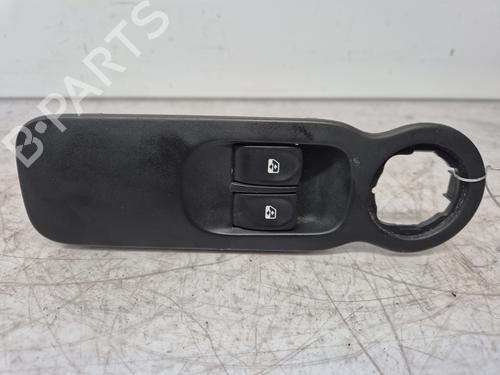 Used Left front window switch RENAULT MODUS / GRAND MODUS (F/JP0_) 1.6 (JP03, JP0B, JP0U, JP0Y, JP1G) (112 hp) 32291984