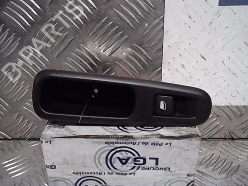 Used Right rear window switch PEUGEOT 3008 I MPV (0U_) [2009-2017]  13860086