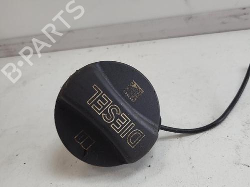 Used Fuel cap Fuel cap 37729062 37729062