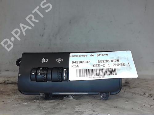 Used Headlight switch KIA CEE'D Hatchback (ED) 1.6 CRDi 115 (115 hp) 21496892