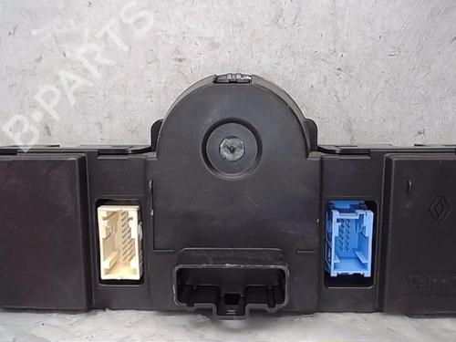 Used Climate control RENAULT MEGANE II Estate (KM0/1_) [2003-2012]  13828773