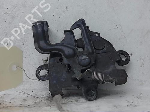 Used Hood lock TOYOTA YARIS (_P9_) 1.3 VVT-i (SCP90_, SCP90R) (87 hp) 17176696
