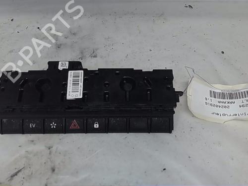 Advarselsbryter RENAULT ARKANA I (LCM_, LDN_) 1.6 E-TECH 145 (LDMU) (143 hp) 23099571