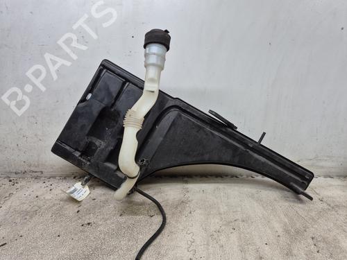 Windscreen washer tank MASERATI LEVANTE SUV (M161) 3.0 D Q4 BP27289182C113