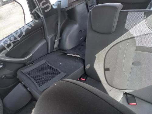 Gearbox DACIA DUSTER SUV Van  | BP22410735M3 