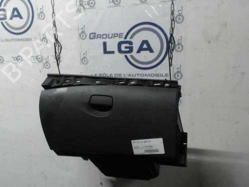 Used Glove box RENAULT MEGANE III Hatchback (BZ0/1_, B3_) 1.5 dCi (BZ1G, BZ1W, BZ0R) (95 hp) 13870606