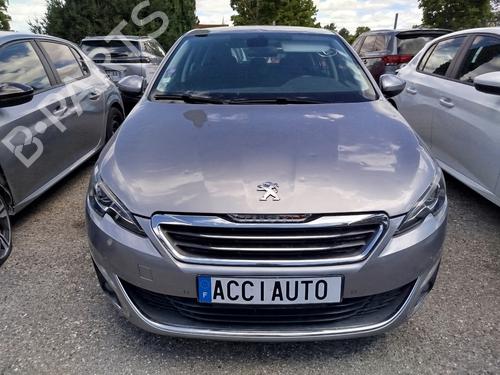 Brugte PEUGEOT 308 II (LB_, LP_, LW_, LH_, L3_)  1.2 THP 130  4634494