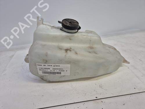 Used Windscreen washer tank RENAULT CLIO I (B/C57_, 5/357_) 1.2 (B/C/S577) (54 hp) 31054806