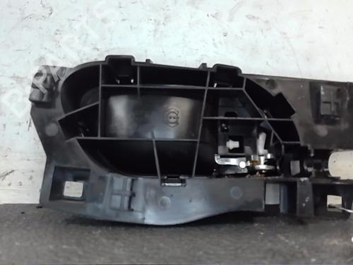 Front left interior door handle PEUGEOT 208 I (CA_, CC_) 1.2 VTI 82 | BP24117915I13