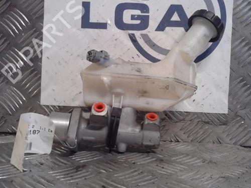 Used Brake master cylinder RENAULT CLIO III (BR0/1, CR0/1) [2005-2014]  14521095