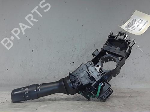 Used Switch TOYOTA YARIS (_P13_) 1.4 D (NLP130_, NLP130) (90 hp) 21755329