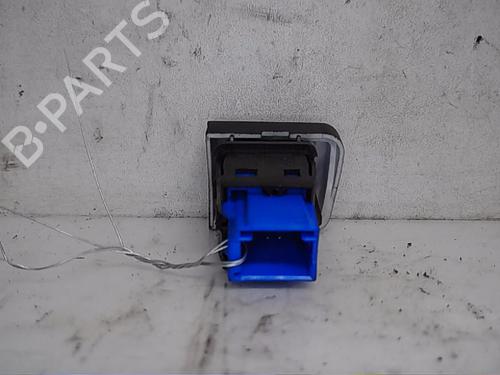 Used Warning switch PEUGEOT 208 I (CA_, CC_) [2012-2020]  13840641