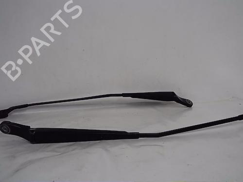 Used Front windshield wiper arm PEUGEOT 3008 I MPV (0U_) [2009-2017]  14561685