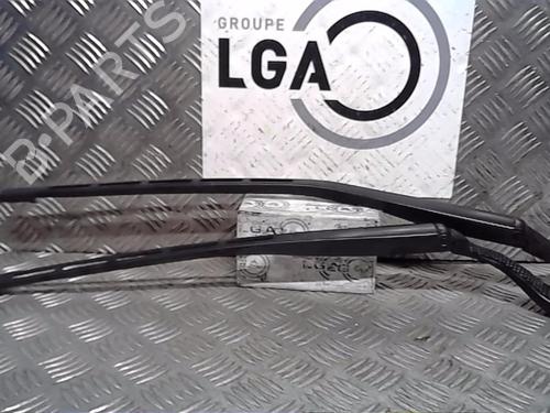 Used Front windshield wiper arm PEUGEOT 307 SW (3H) [2002-2009]  30924485
