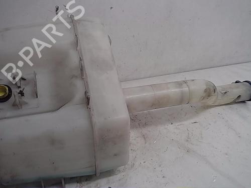 Used Windscreen washer tank HYUNDAI TUCSON (JM) 2.0 CRDi All-wheel Drive (140 hp) 17074970