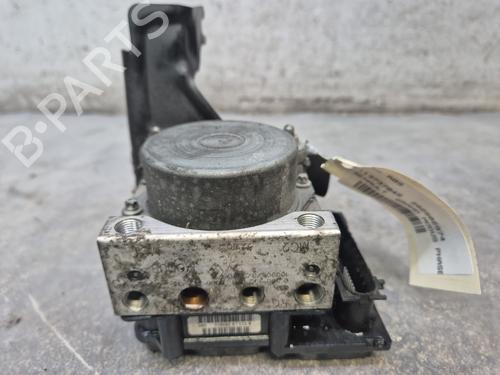 Used ABS pump RENAULT MODUS / GRAND MODUS (F/JP0_) 1.5 dCi (FP0F, JP0F) (86 hp) 31151402