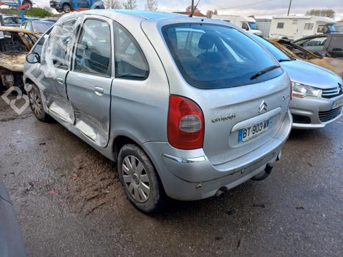 Right headlight CITROËN XSARA PICASSO (N68) 1.6 HDi | BP16696053C29 